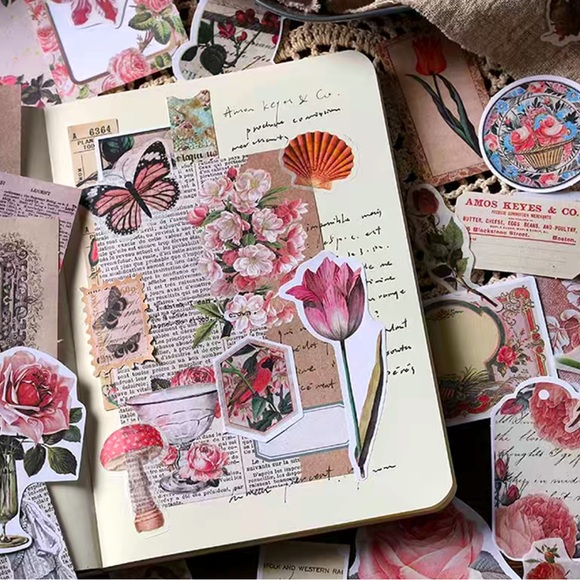 Junk journal bundle - Picture 1 of 3